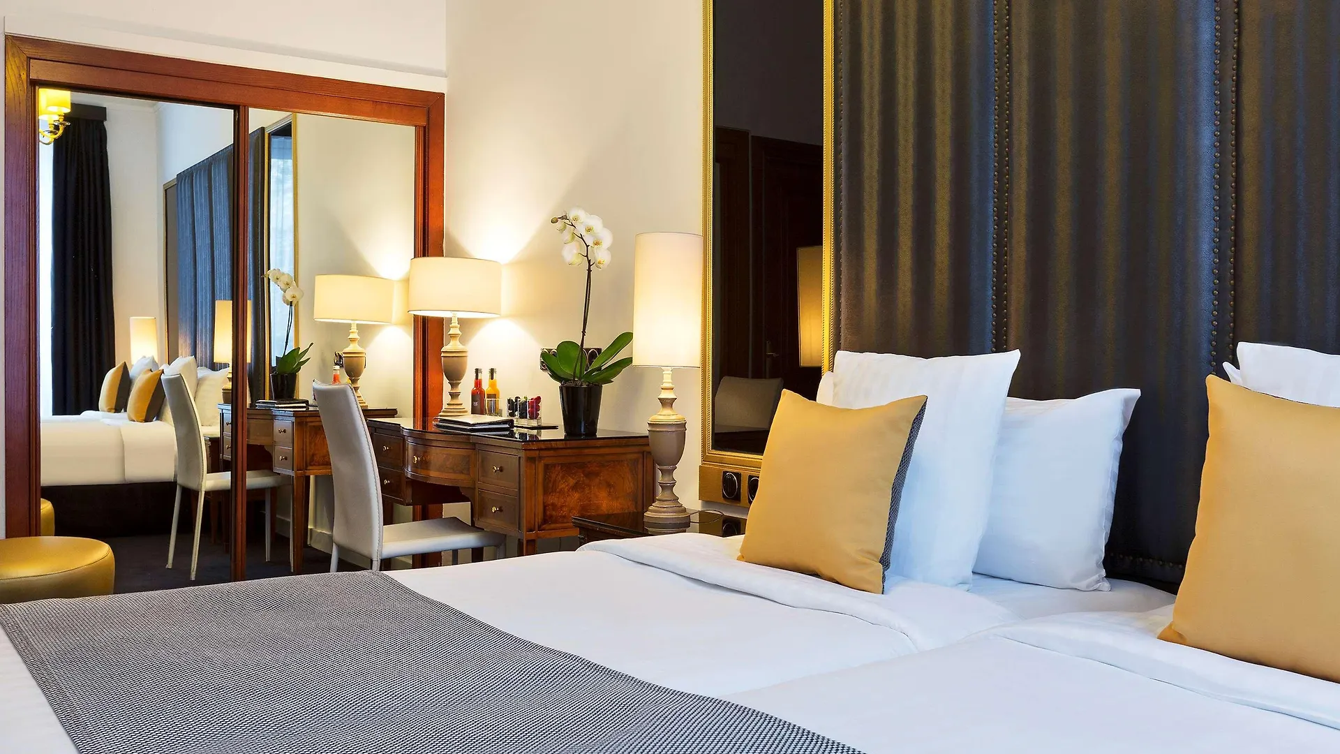Melia Paris Champs Elysees