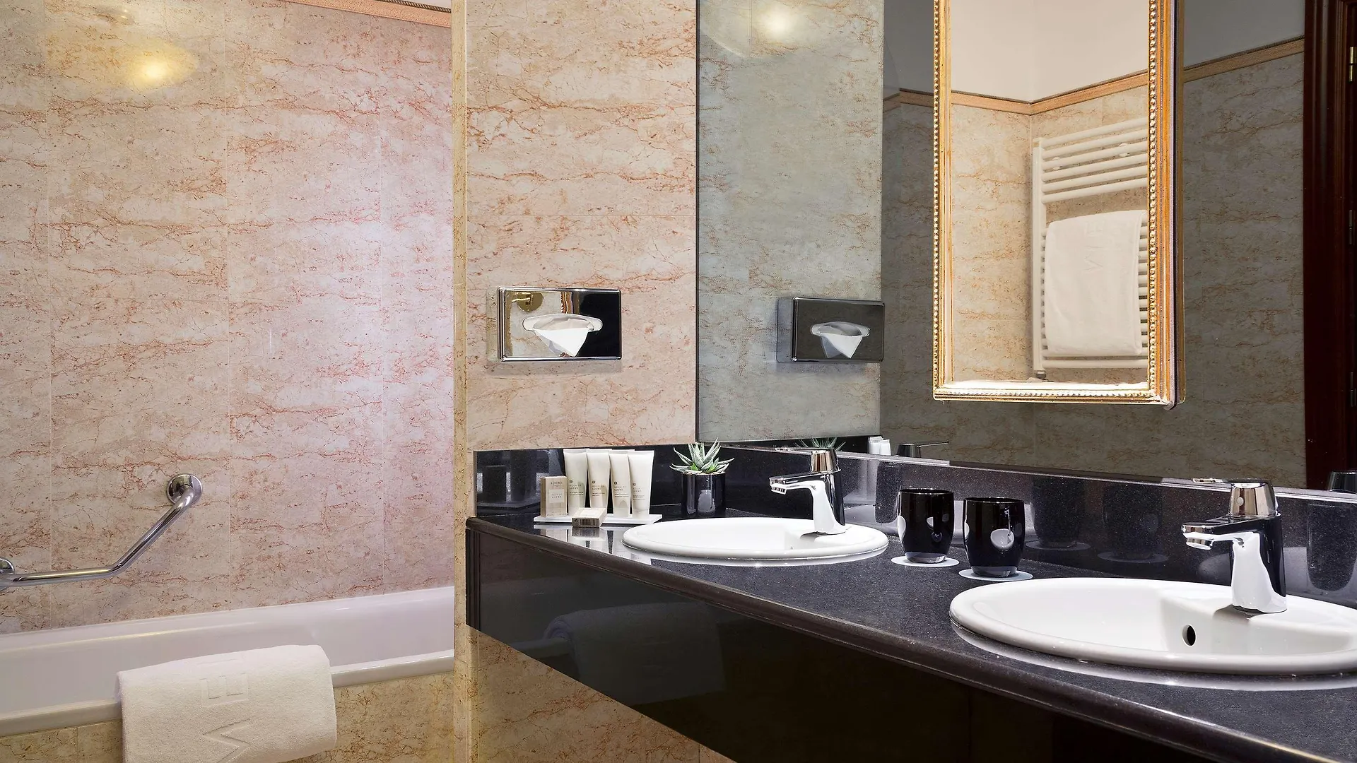 Melia Paris Champs Elysees