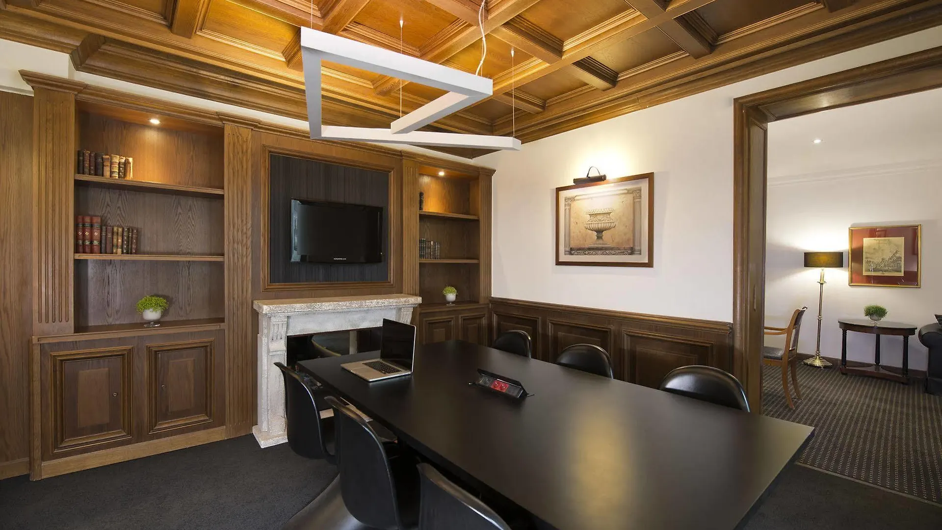 Melia Paris Champs Elysees 4*,  Fransa